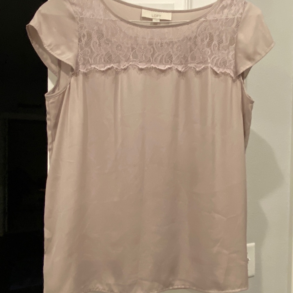 Ann Taylor Loft Womens Large Top with Lace